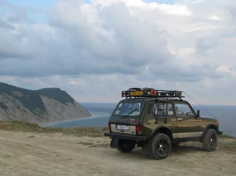 Нива для путешествий фото Моя машина очень любит путешествовать. - Lada 4x4 3D, 1,7 л, 1997 года путешеств