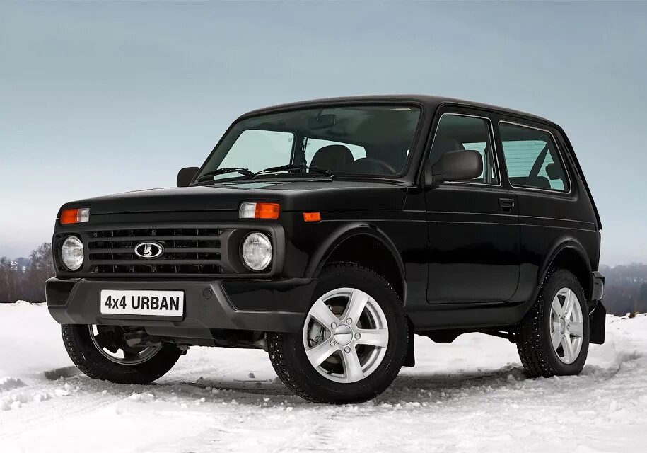 Нива джип фото Почти 39 тысяч внедорожников Lada 4 × 4 отзывают в ремонт - DRIVE2