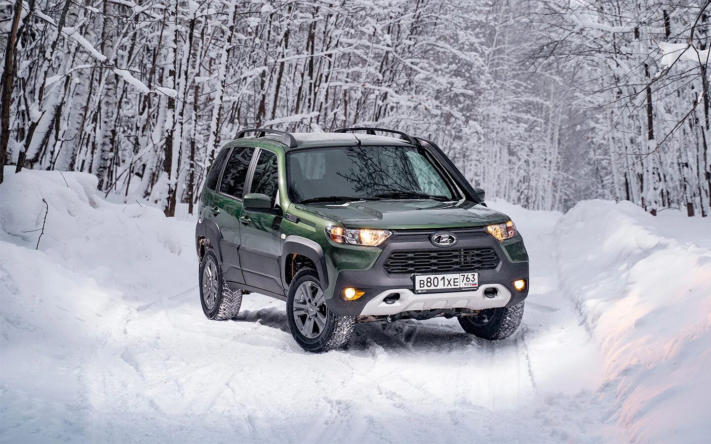 Нива экстревел фото АвтоВАЗ повышает цены на все модели Lada в среднем на 2% - iBOX на DRIVE2