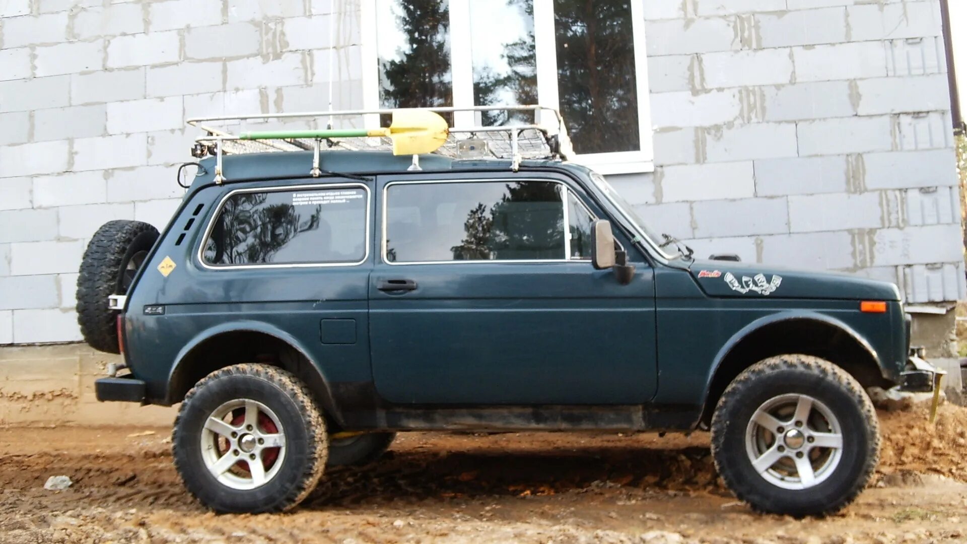 Нива фора тюнинг для бездорожья Lada 21218 Фора 1.8 бензиновый 2000 Рысь Доморощенная на DRIVE2