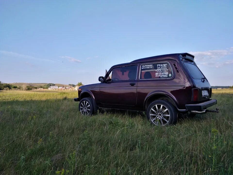 Нива фото хозяев Нива на дисках R17 - Lada 21218 Фора, 1,7 л, 1996 года колёсные диски DRIVE2