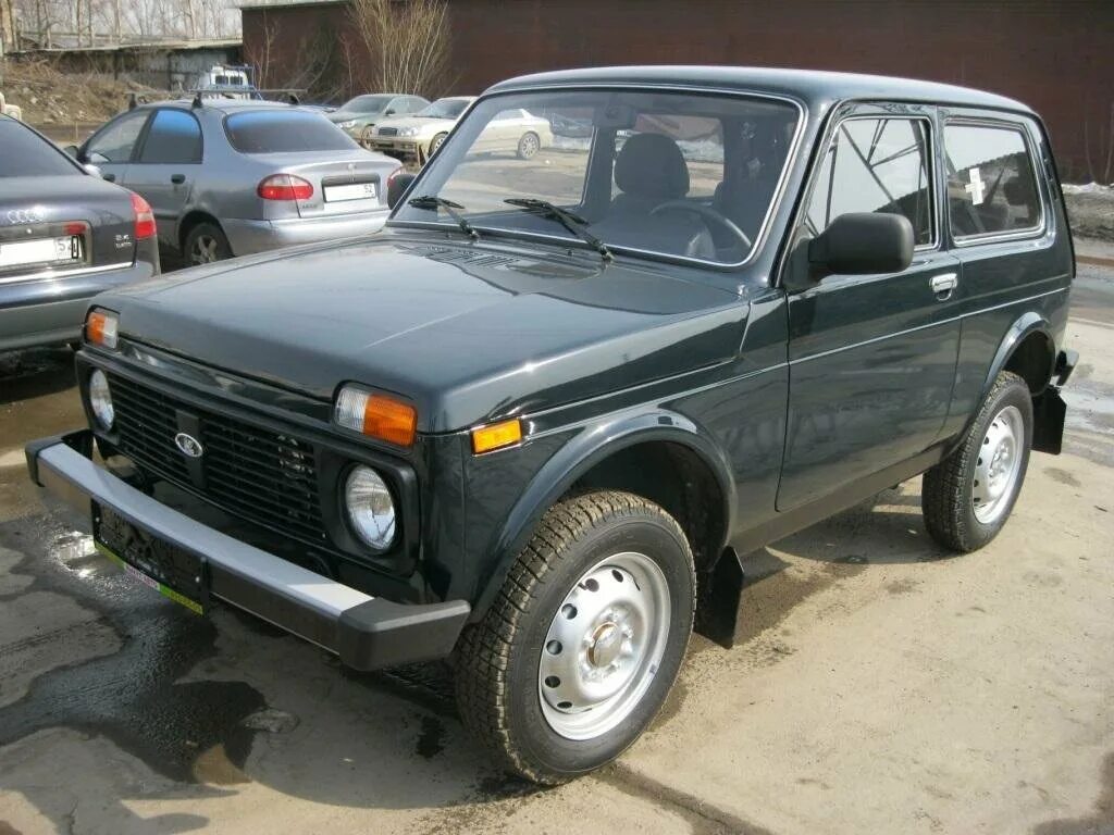 Нива фото продажа Купить новый Lada (ВАЗ) 2121 (4x4) I Рестайлинг 1.7 MT (83 л.с.) 4WD бензин меха
