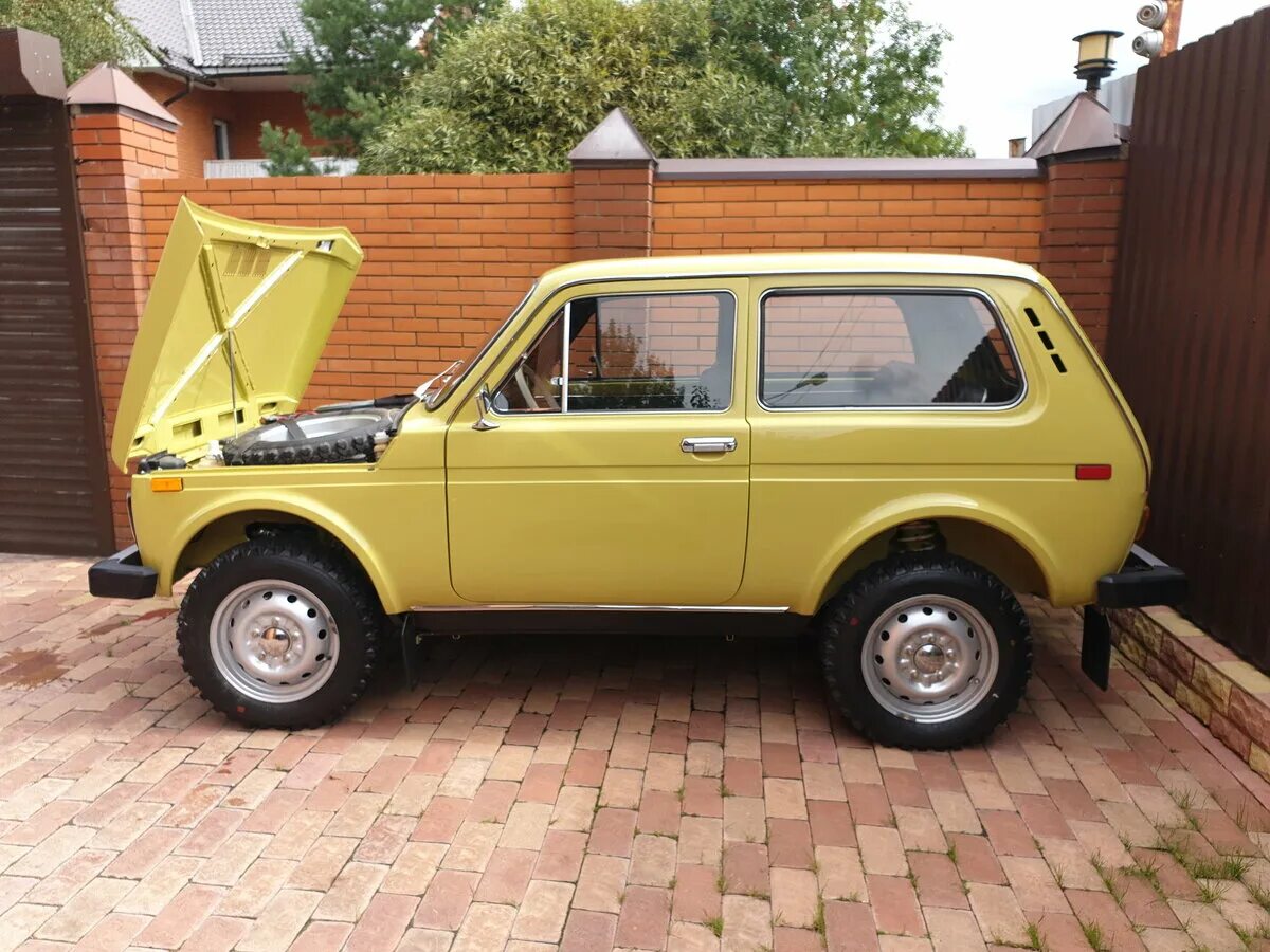 Нива фото цены 2121 Купить б/у Lada (ВАЗ) 2121 (4x4) I 1.6 MT (75 л.с.) 4WD бензин механика в Москве