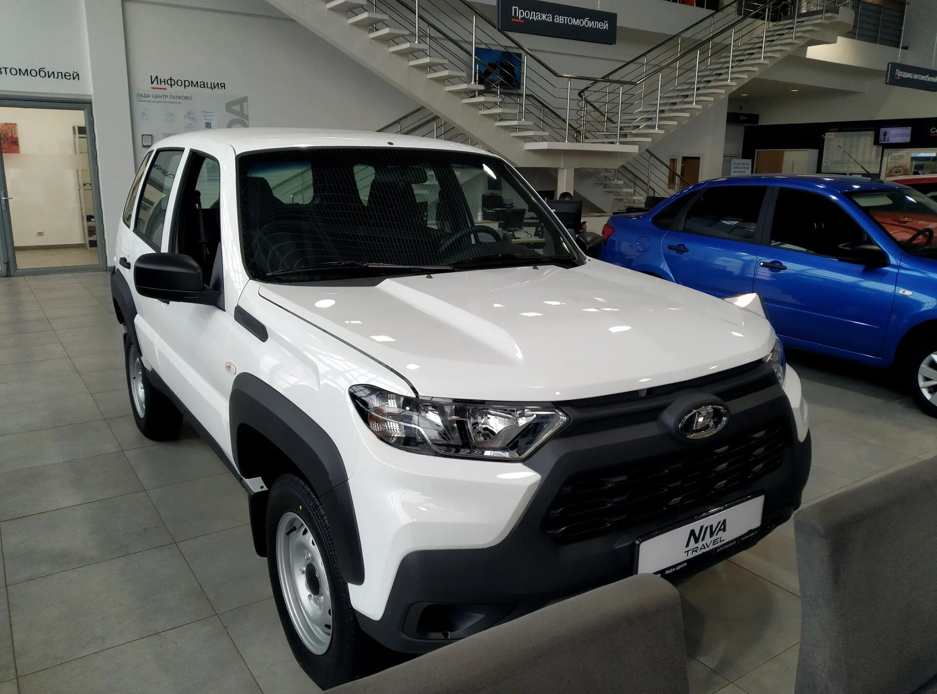 Нива гранат фото Niva trevel ржавеет в салоне - Lada Гранта Cross, 1,6 л, 2021 года визит на серв