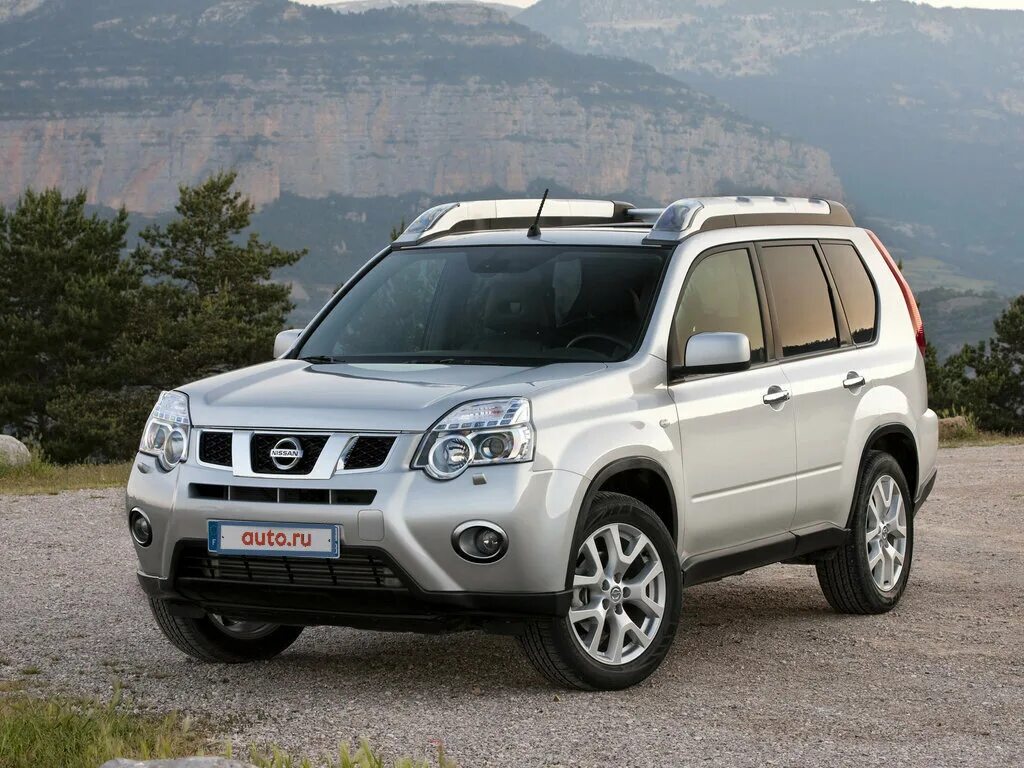Нива х трейл фото Купить б/у Nissan X-Trail II Рестайлинг 2.0d AT (150 л.с.) 4WD дизель автомат в 
