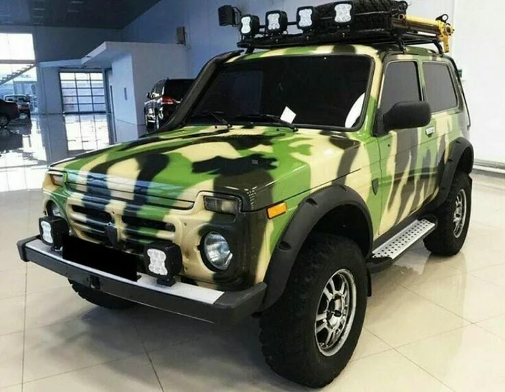 Нива хаки фото Lada Niva Urban Projetos de carros, Super carros, Carros
