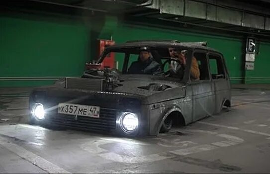 Нива илинг шоу фото В Сети представлена самая низкая в мире LADA Niva - Рамблер/авто