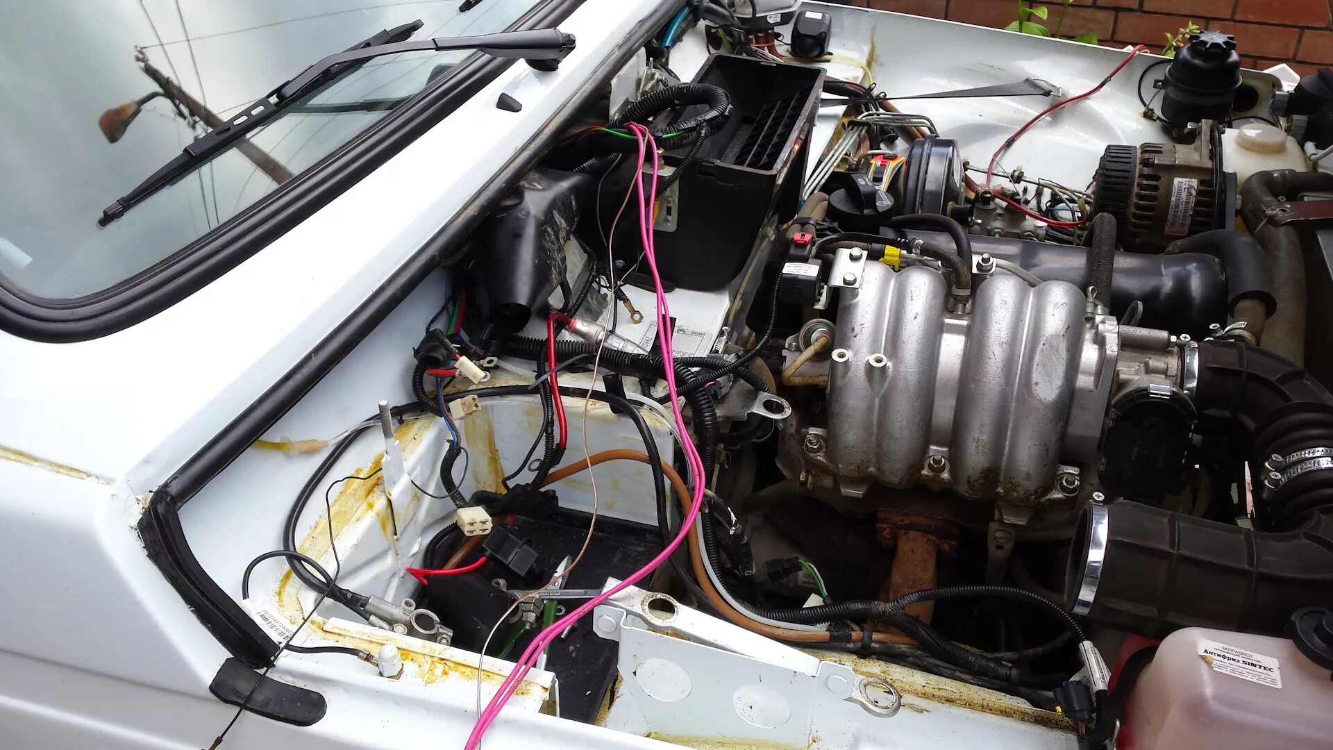 Нива инжектор фото Подъем генератора на ВАЗ 21214М или Генка наверху) - Lada 4x4 3D, 1,7 л, 2014 го