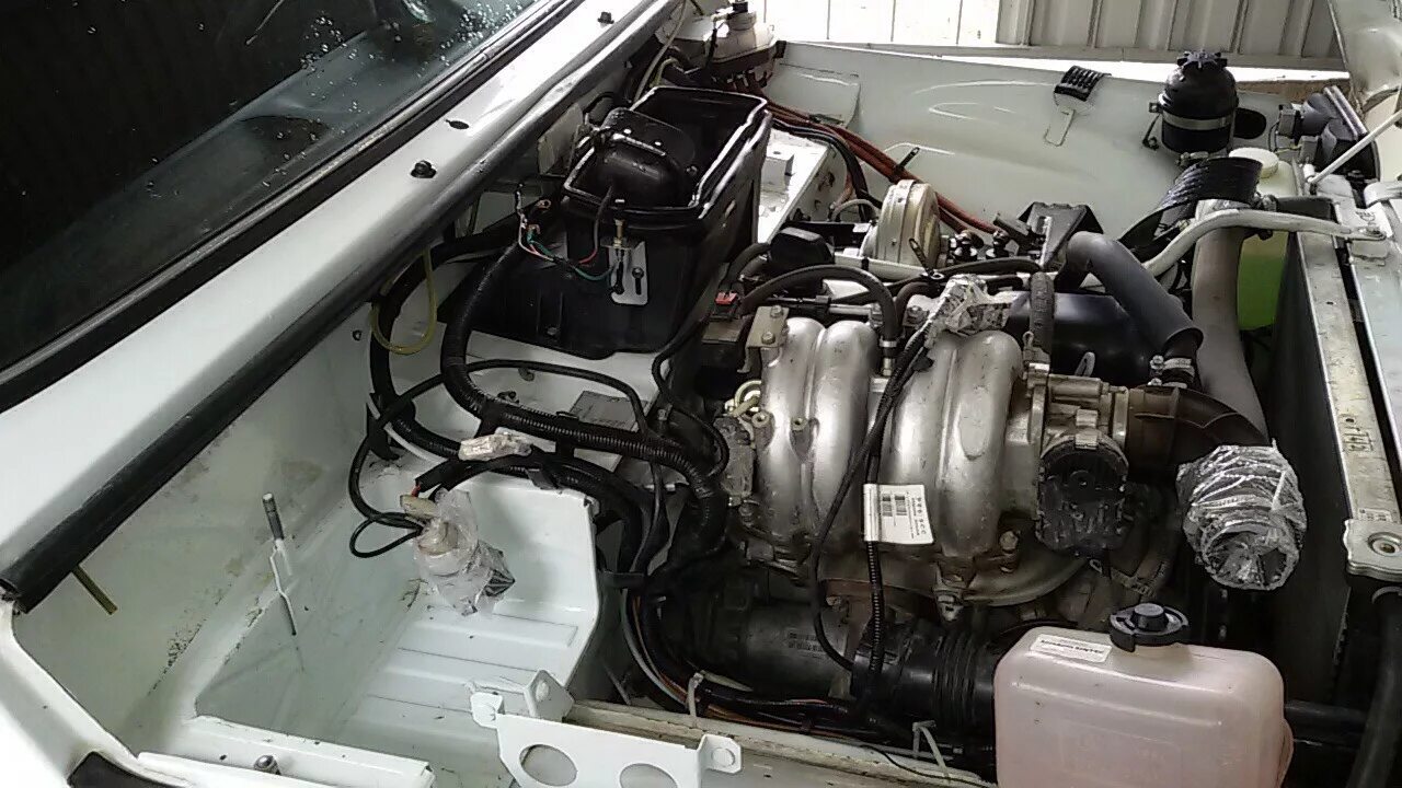 Нива инжектор фото Моторный отсек - Lada 4x4 3D, 1,7 л, 2012 года своими руками DRIVE2