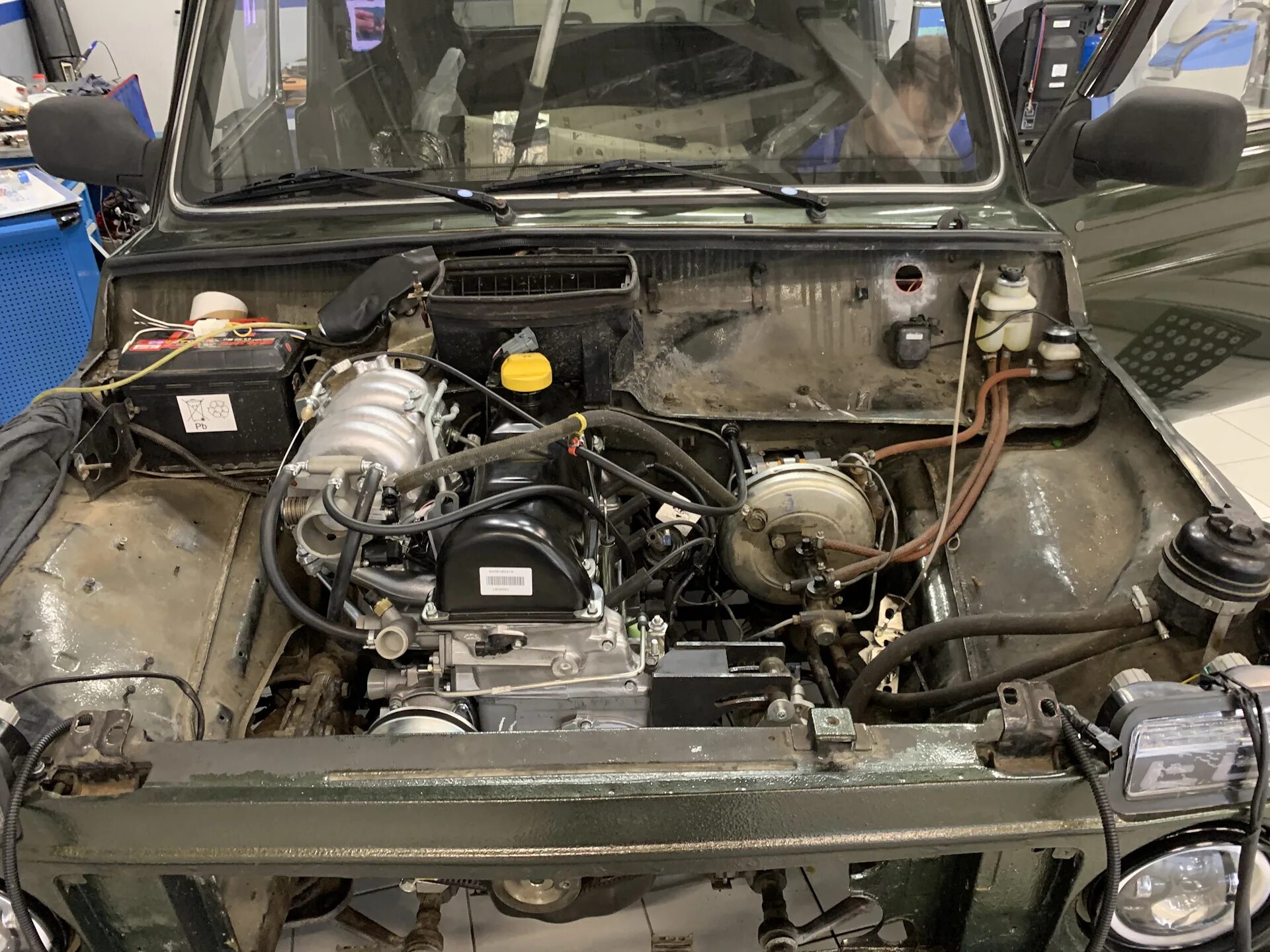 Нива инжектор фото под капотом Идем уверенными шагами - Lada 4x4 3D, 1,7 л, 1993 года своими руками DRIVE2