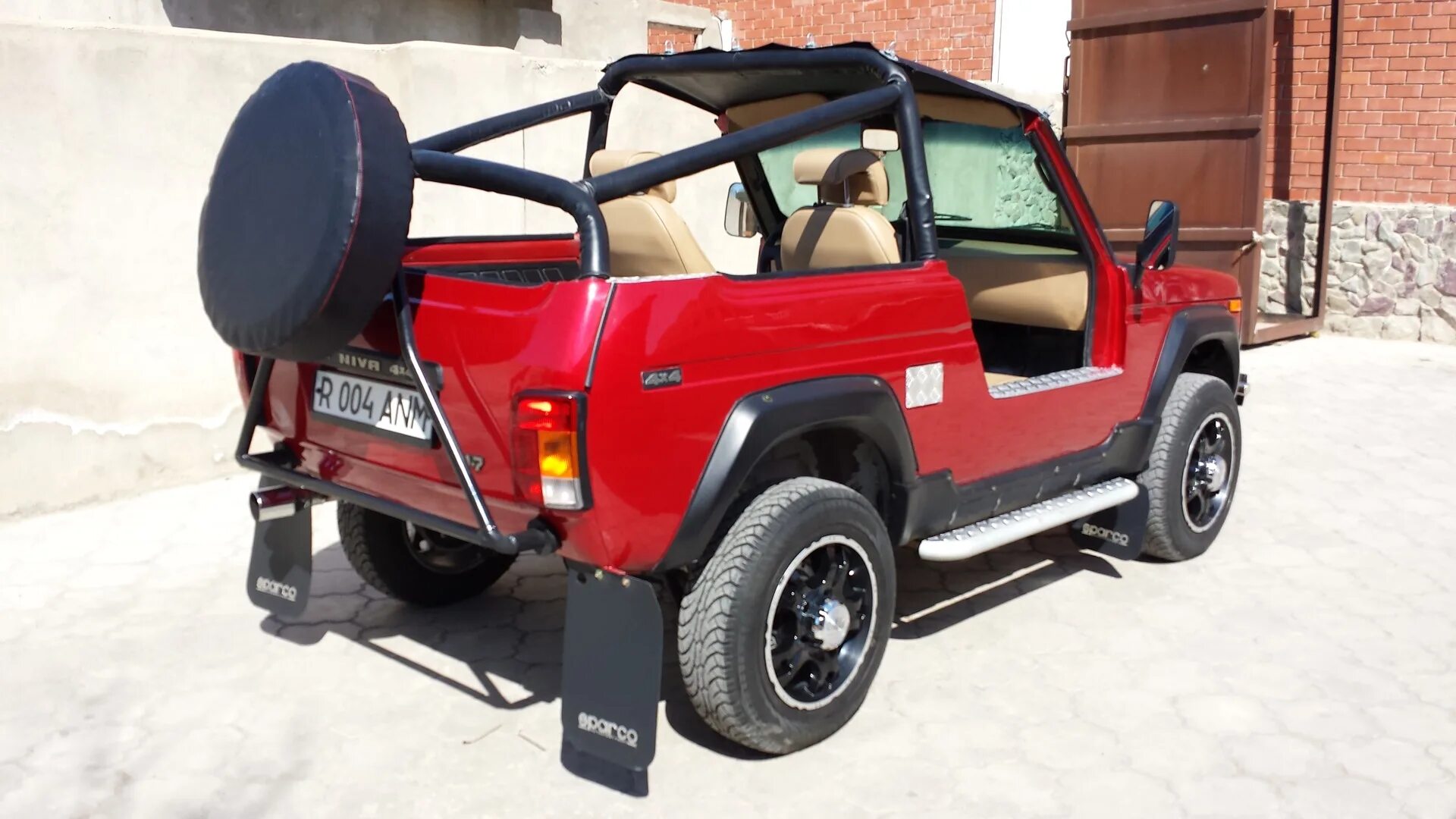 Нива кабриолет фото Lada 4x4 3D 1.7 бензиновый 1996 кабрио-лето продается на DRIVE2