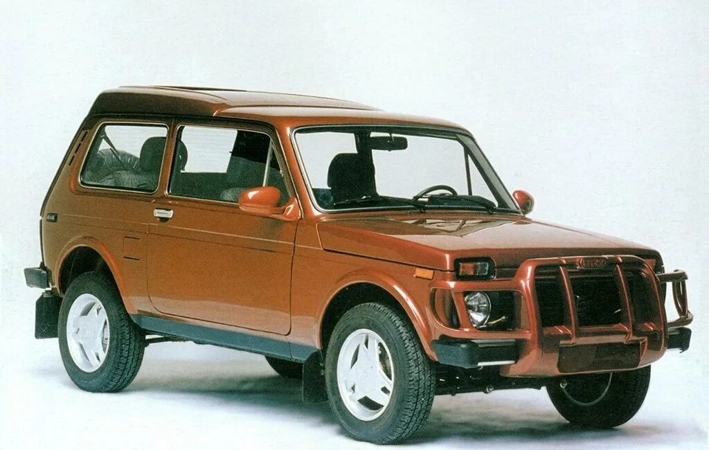 Нива какие бывают модели фото Комплектация Lada (ВАЗ) 2121 (4x4) (1.7 MT, 80 л.с.), 1 поколение рестайлинг (19