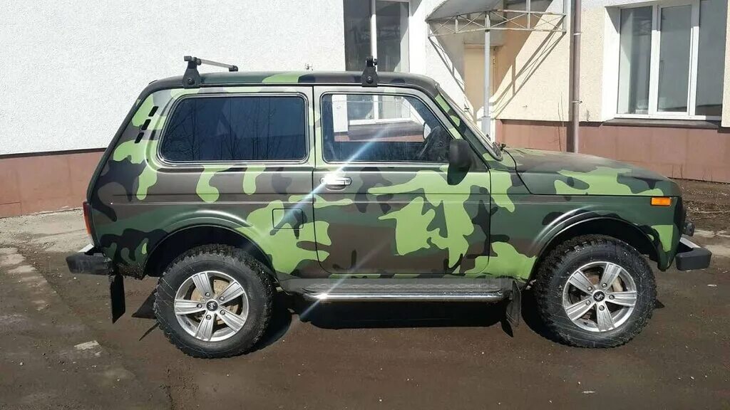 Нива камуфляж фото Panorama: Студия стайлинга Владимира Кузнецова, car window tinting, Beloozyorski
