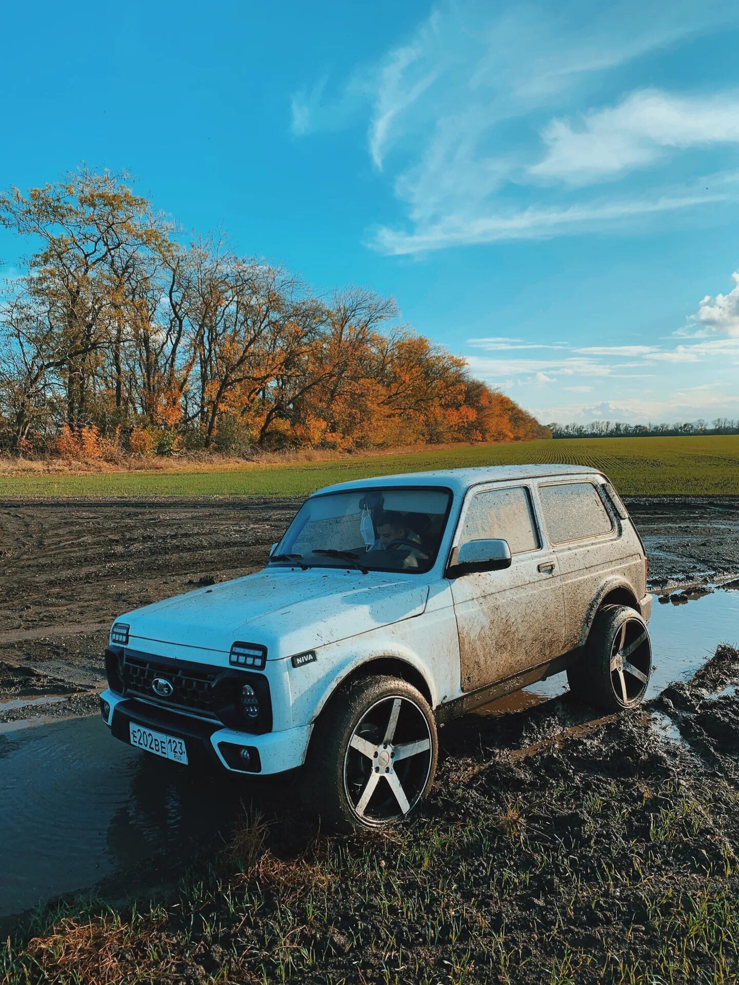 Нива красивые фото Чутка грязи ни ниве с R20 - Lada 4x4 3D, 1,7 л, 2013 года покатушки DRIVE2
