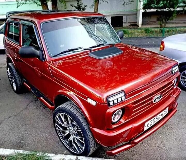 Нива красная тюнинг 11 невероятных вариантов доработки внедорожников Lada 4x4 Автокультура CARAKOOM 