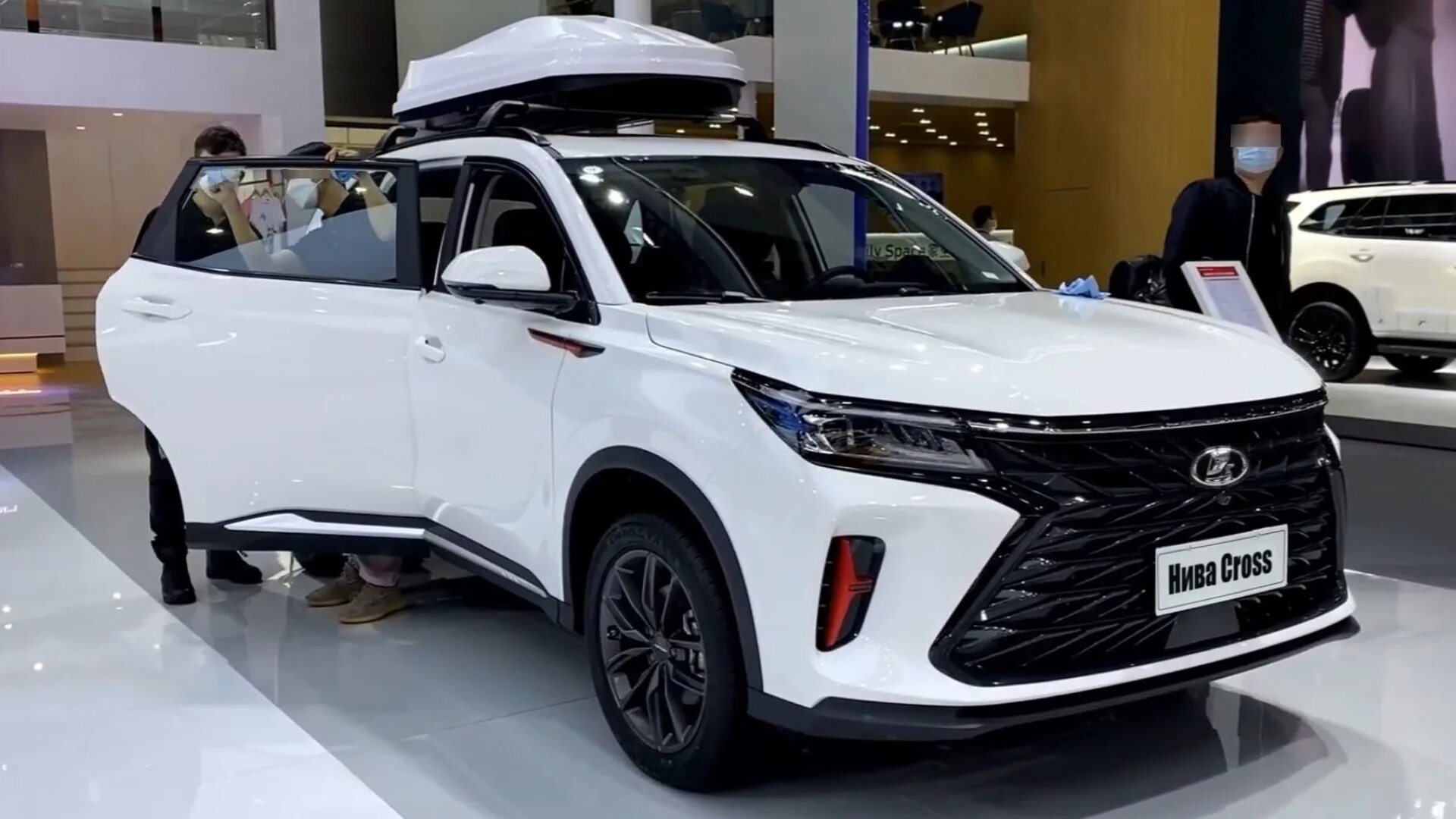 Нива кросс цена фото Новая Лада Нива Cross (2022-2023) - АвтоВАЗ удивил! - DRIVE2