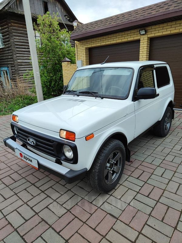 Нива куб фото Продам авто Лада 4x4 2121 Нива 2020 года в Таре, 4вд, механика, 1700 куб.см, б/у