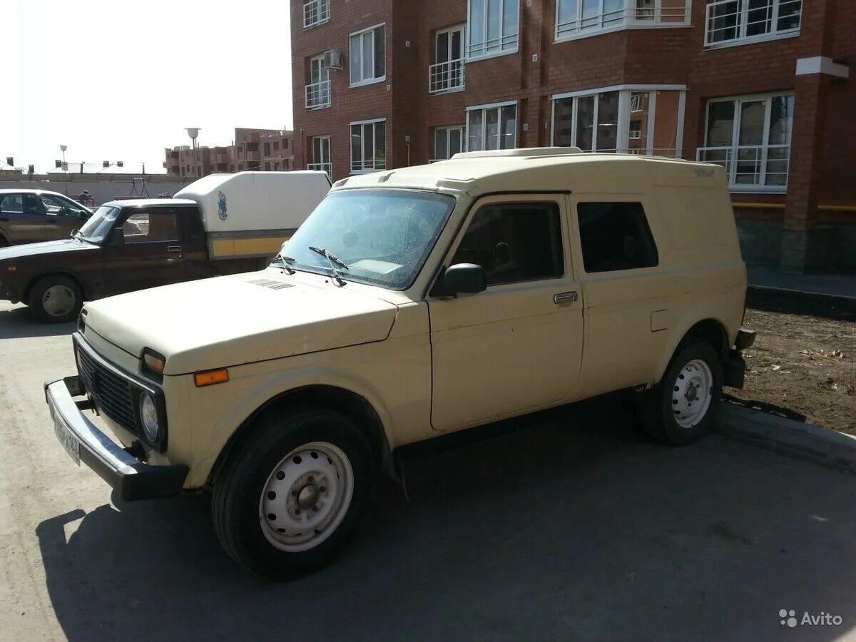 Нива лаура фото Купить б/у Lada (ВАЗ) 2121 (4x4) I Рестайлинг 1.7 MT (83 л.с.) 4WD бензин механи