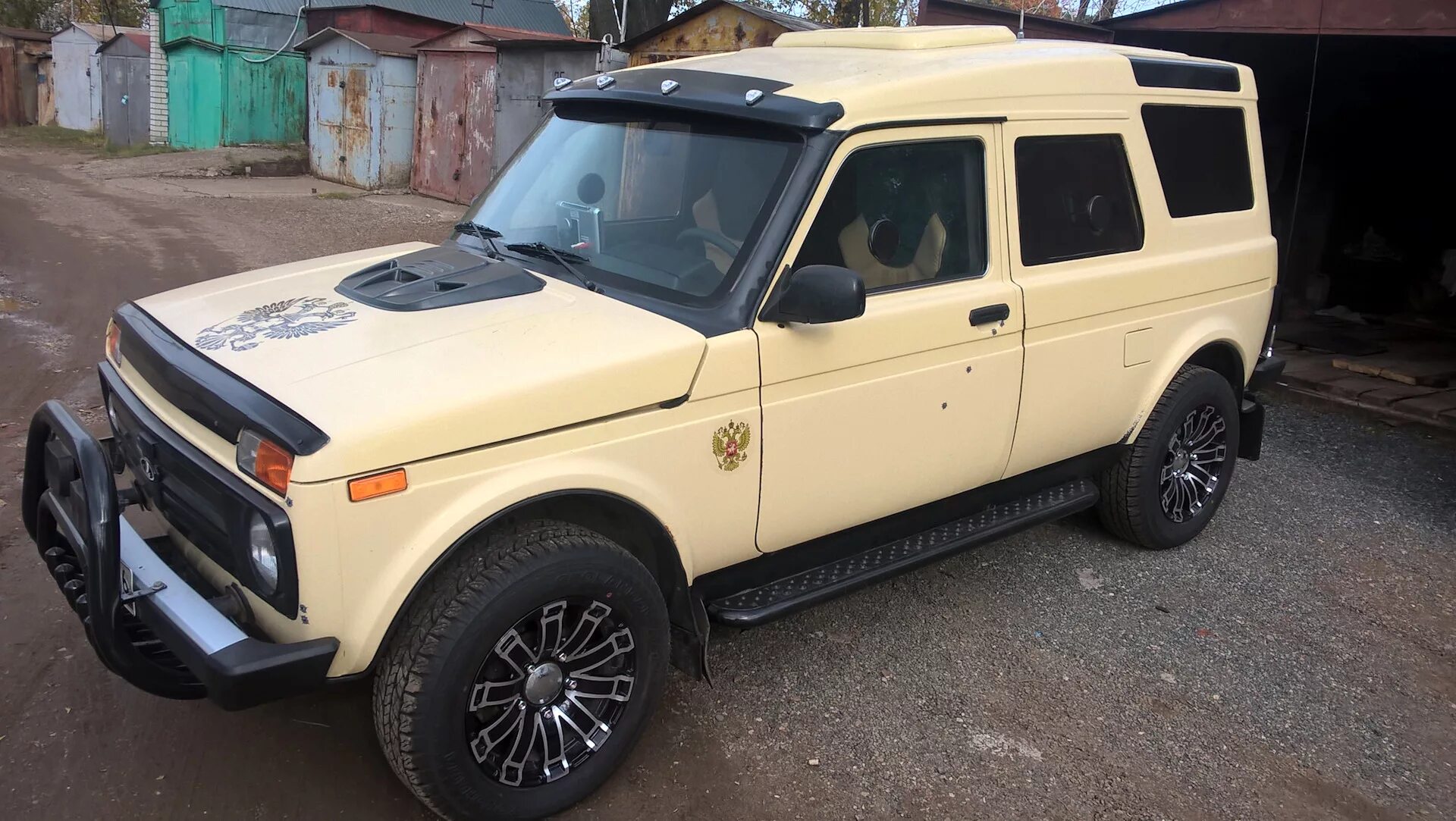 Нива лаура фото Обидно, досадно, но ладно! - Lada 4x4 5D, 1,7 л, 2008 года тюнинг DRIVE2