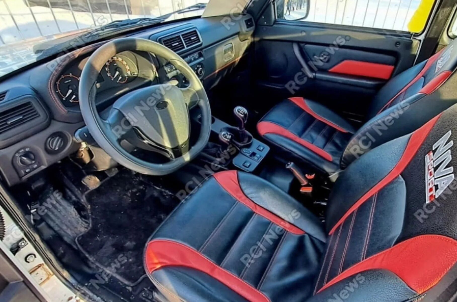 Нива легенд 2024 фото салона Неспортивное поведение: скромные автомобили с приставкой Sport - Рамблер/авто