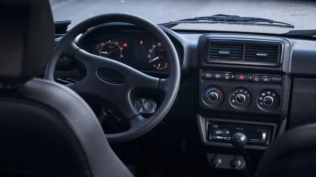 Нива легенд 2024 фото салона Комплектация Urban - Lada 4x4 3D, 1,6 л, 2024 года наблюдение DRIVE2