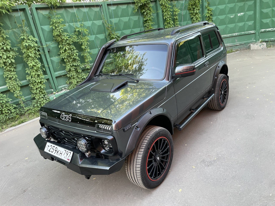 Нива легенд 2024 тюнинг Фотосессия - Lada 21218 Фора, 1,7 л, 2004 года фотография DRIVE2