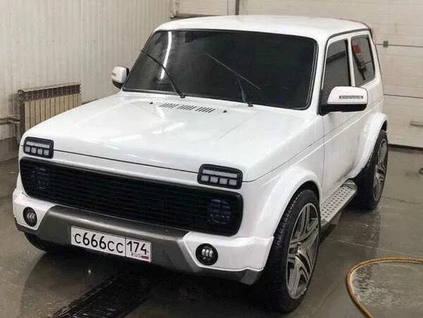 Нива легенд белая тюнинг фото шатуны ваз - Автозапчасти и аксессуары в Атырау - OLX.kz