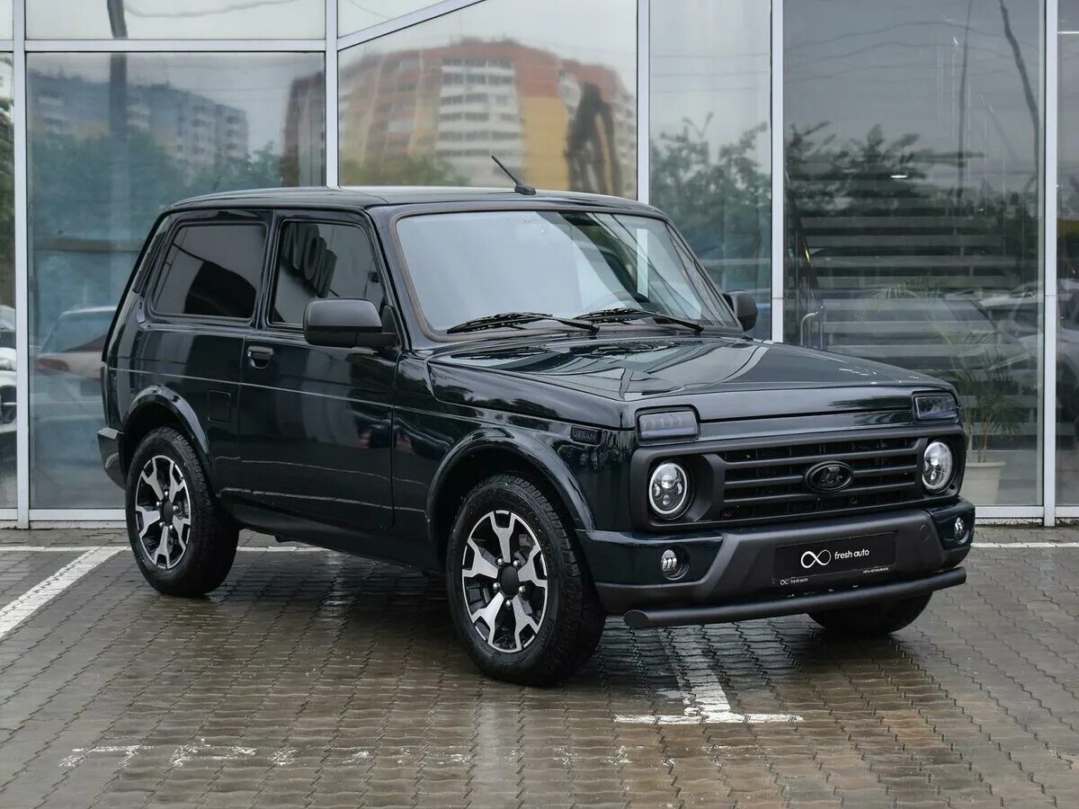 Нива легенд блэк фото Купить б/у Lada (ВАЗ) Niva Legend 2021-2024 1.7 MT (83 л.с.) 4WD бензин механика