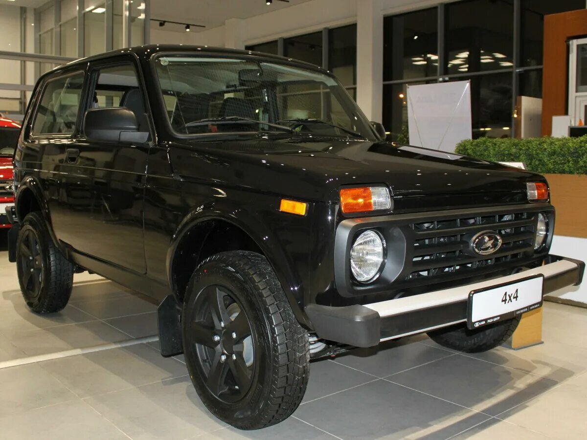 Нива легенд блэк фото Купить новый Lada (ВАЗ) 2121 (4x4) I Рестайлинг 1.7 MT (83 л.с.) 4WD бензин меха