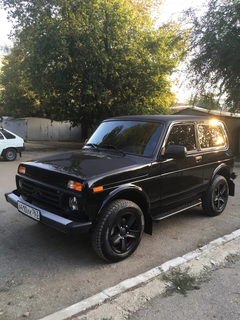 Нива легенд черная тюнинг ТО-0 - Lada 4x4 3D, 1,7 л, 2019 года плановое ТО DRIVE2