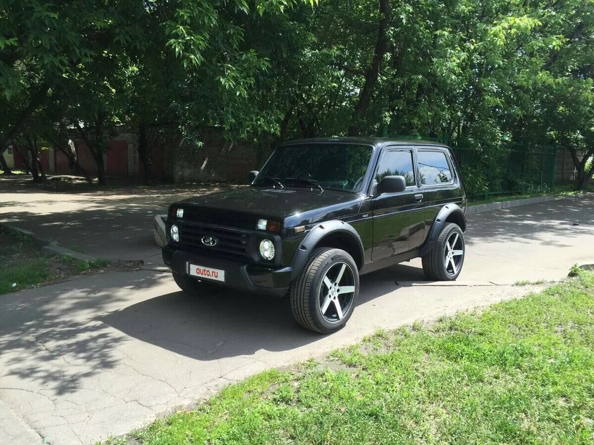 Нива легенд черная тюнинг Купить б/у Lada (ВАЗ) 2121 (4x4) I Рестайлинг Urban 1.7 MT (83 л.с.) 4WD бензин 