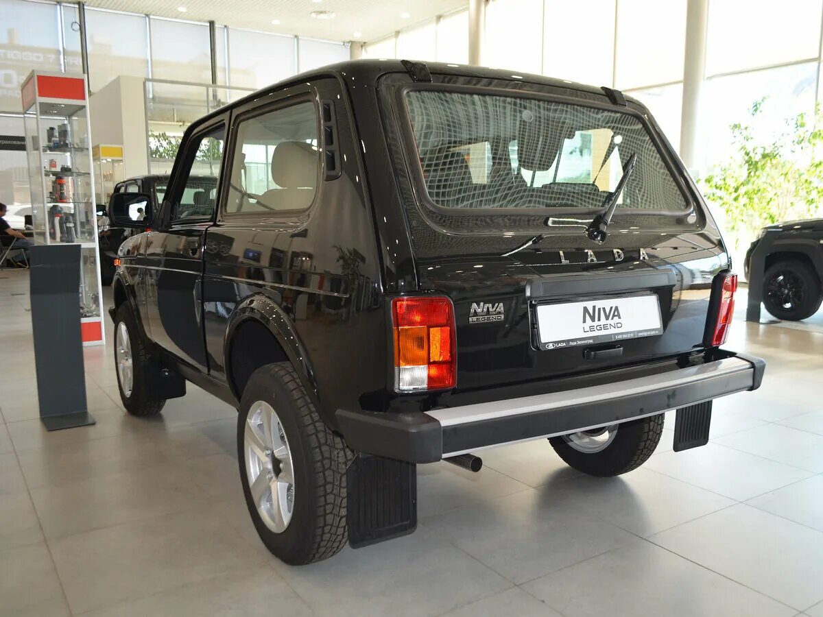 Нива легенд люкс фото Купить новый Lada (ВАЗ) Niva Legend 2021-2024 1.7 MT (83 л.с.) 4WD бензин механи
