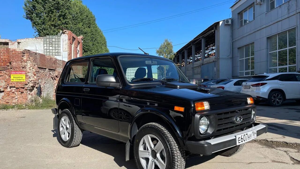 Нива легенд люкс фото Lada 4x4 3D 1.7 бензиновый 2023 Нива Legend Luxe на DRIVE2