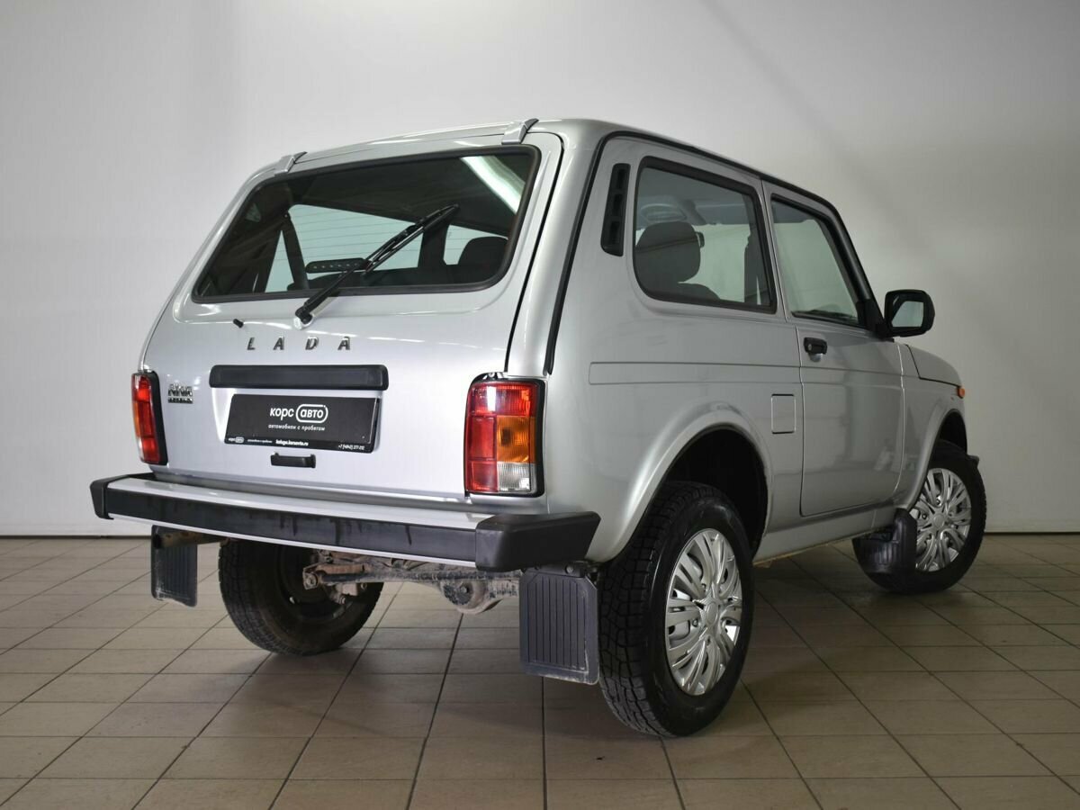 Нива легенд спорт фото Купить б/у Lada (ВАЗ) Niva Legend 2021-2024 1.7 MT (83 л.с.) 4WD бензин механика