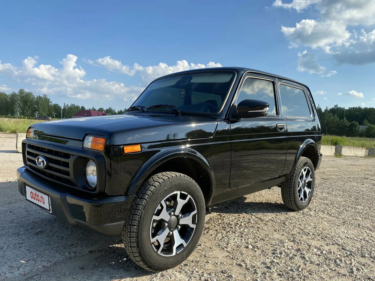 Нива легенд цвет несси фото Купить б/у Lada (ВАЗ) 2121 (4x4) I Рестайлинг (2020) Urban 1.7 MT (83 л.с.) 4WD 