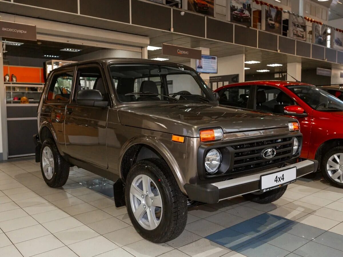 Нива легенд цвета фото Купить новый Lada (ВАЗ) Niva Legend 2021-2024 1.7 MT (83 л.с.) 4WD бензин механи