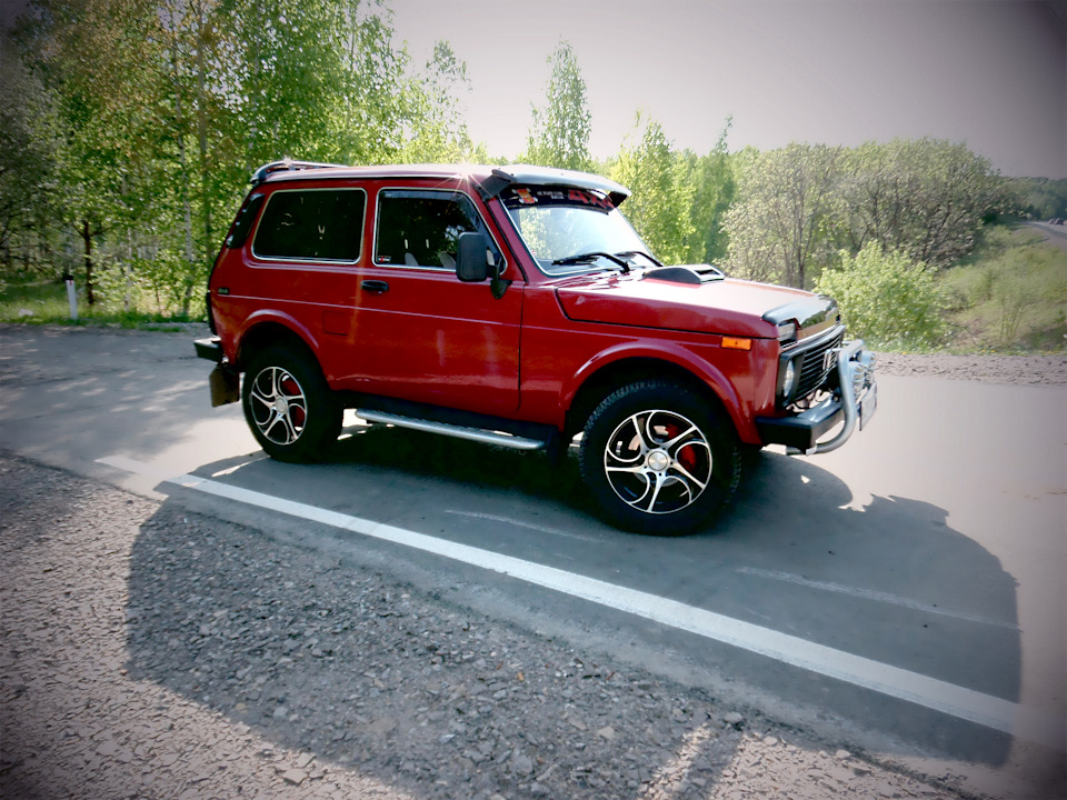 Нива легенд тюнинг фото Летний лук. или чеснок. Ну вы поняли - Lada 4x4 3D, 1,7 л, 2000 года фотография 