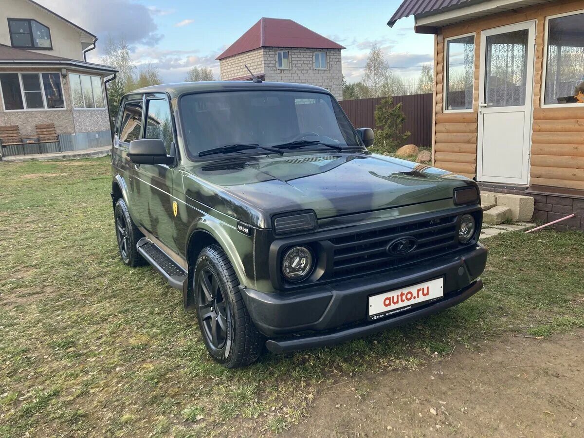 Нива легенд зеленая фото Купить б/у Lada (ВАЗ) Niva Legend 2021-2024 1.7 MT (83 л.с.) 4WD бензин механика