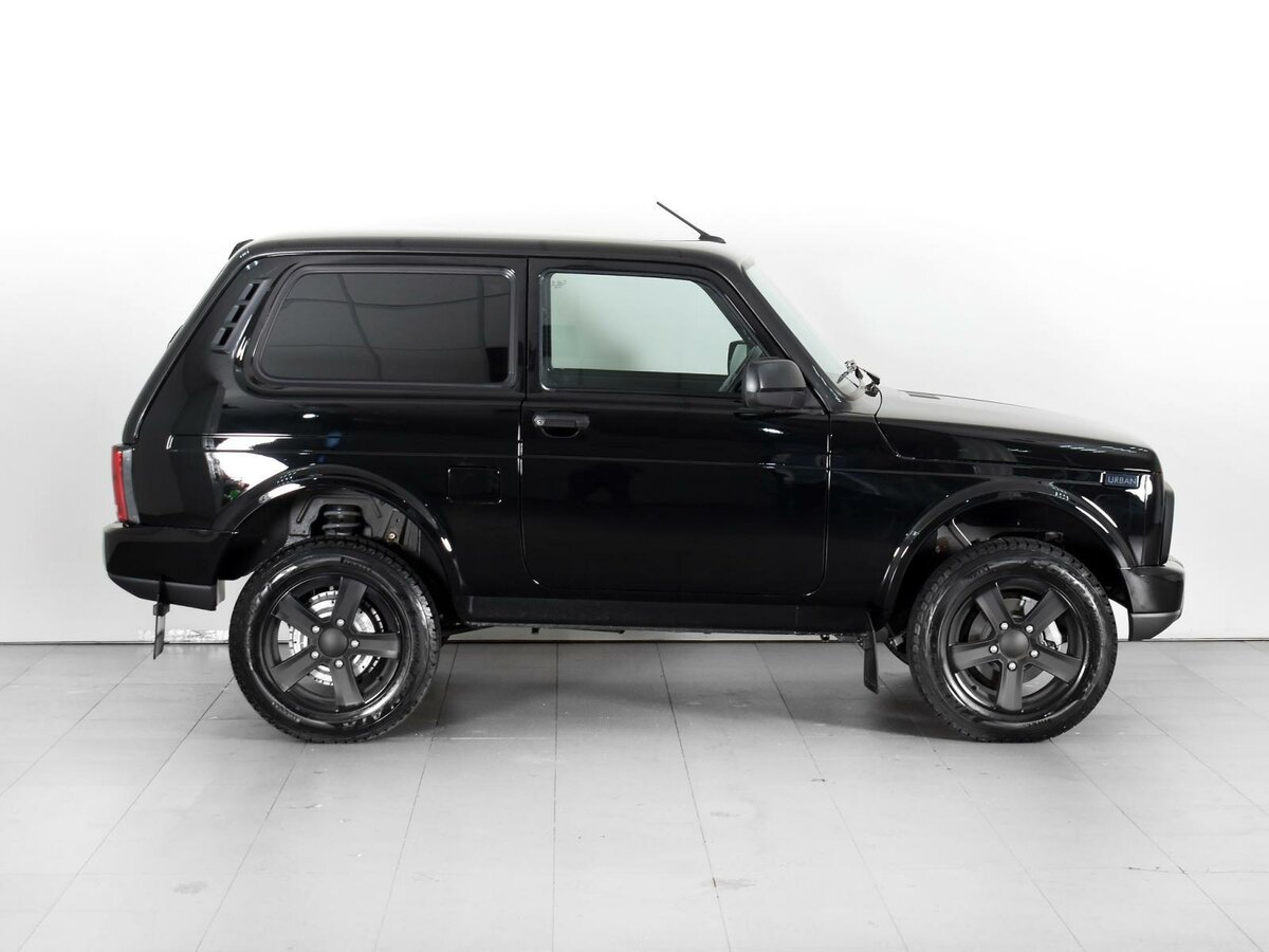 Нива легенда черная фото Купить б/у Lada (ВАЗ) Niva Legend 2021-н.в. 1.7 MT (83 л.с.) 4WD бензин механика
