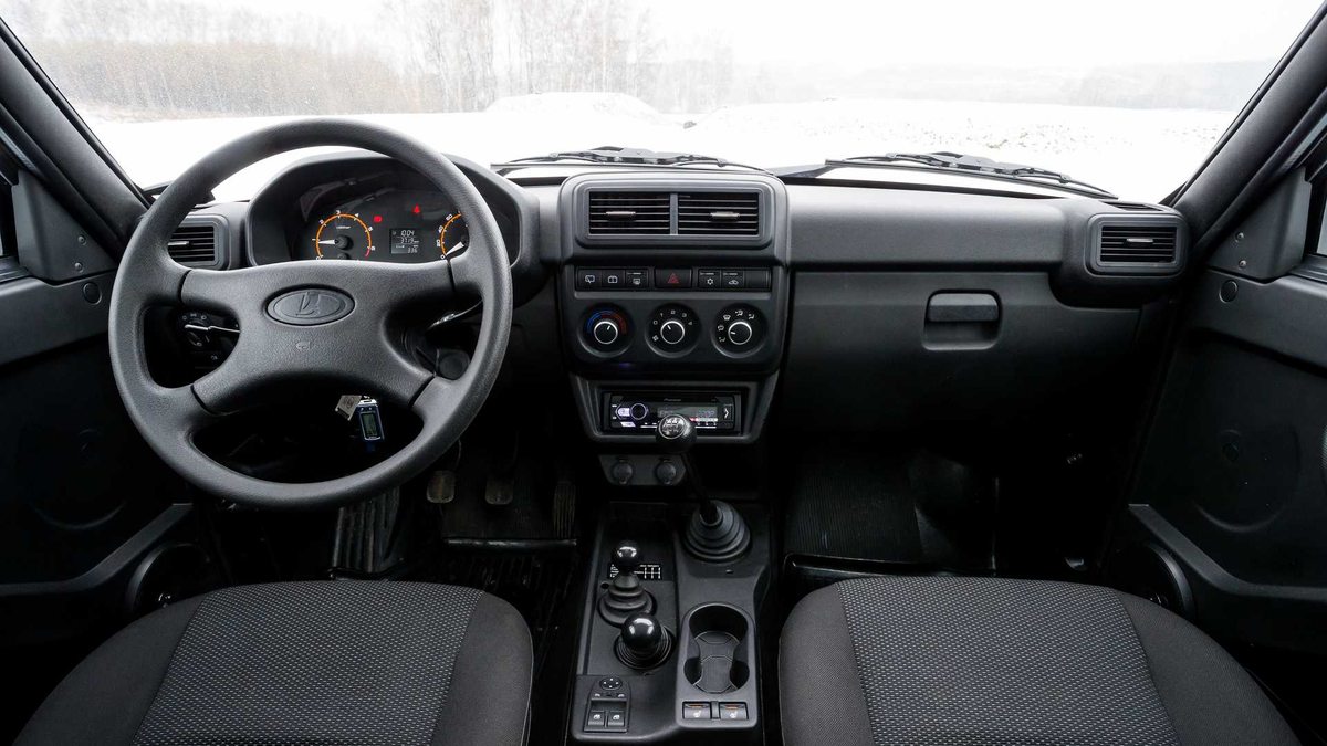 Нива люкс фото салона Испанцы рассказали, что конкретно что им понравилось в Lada Niva Travel UsedCars