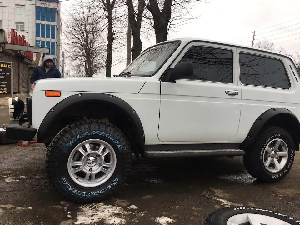 Нива на 15 колесах фото 29-е колеса, часть2 - Lada 4x4 3D, 2 л, 2014 года колёсные диски DRIVE2