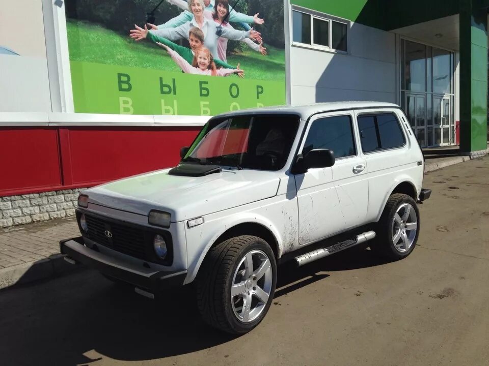 Нива на 17 дисках фото Ищу диски R18-R20 - Lada 4x4 3D, 1,7 л, 2013 года колёсные диски DRIVE2