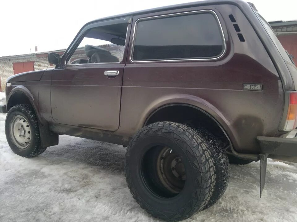 Нива на 215 75 15 фото Новые дискии - Lada 4x4 3D, 1,7 л, 2010 года колёсные диски DRIVE2