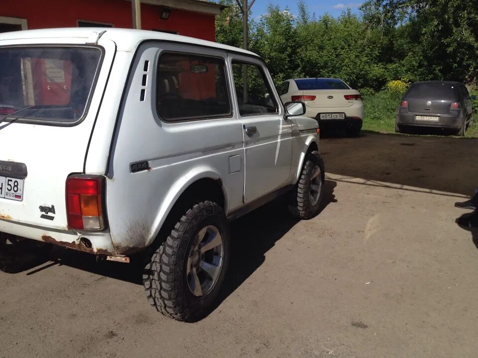 Нива на 215 75 15 фото Kumho kl 71 215/75 r15 - Lada 4x4 3D, 1,7 л, 2003 года шины DRIVE2