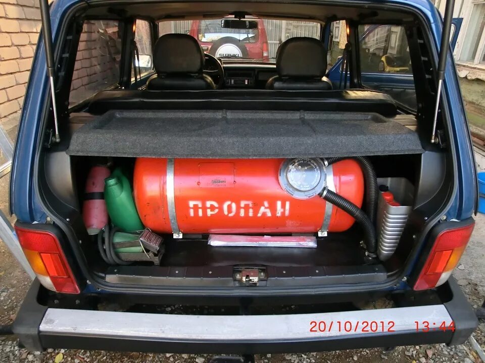 Нива на газу фото ГАЗ - БЕНЗИН - Lada 4x4 3D, 1,7 л, 2002 года заправка DRIVE2