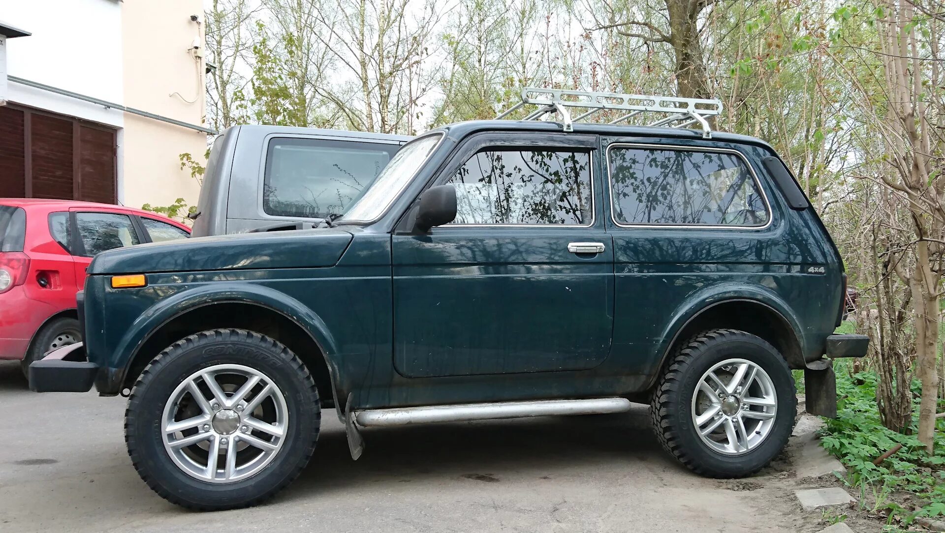 Нива на колесах 215 65 16 фото Колёса - Lada 4x4 3D, 1,7 л, 2011 года шины DRIVE2