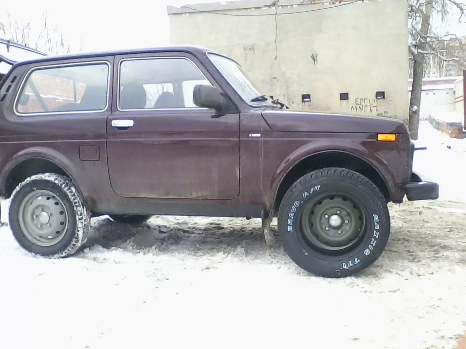 Нива на колесах 215 65 16 фото колёса. - Lada 4x4 3D, 1,7 л, 2012 года шины DRIVE2