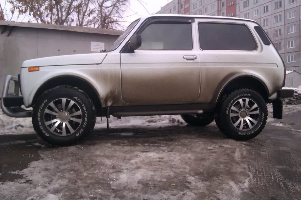 Нива на колесах 215 65 16 фото Вкорячил BF Goodrich All Terrain 215/75/15 - Lada 4x4 3D, 1,7 л, 2013 года шины 