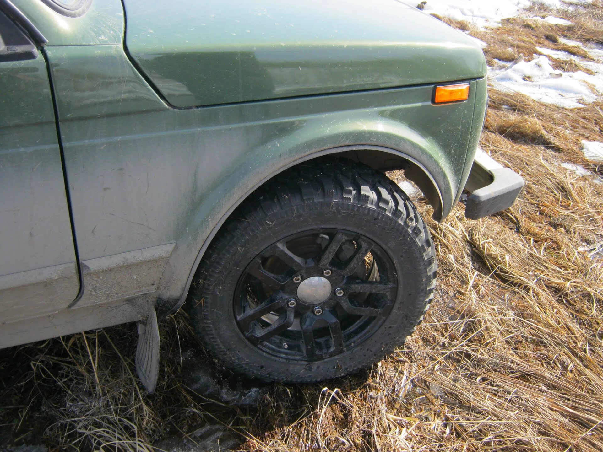 Нива на колесах 215 65 16 фото Cordiant off-road 215/65 R16 - Lada 4x4 5D, 1,7 л, 2015 года шины DRIVE2