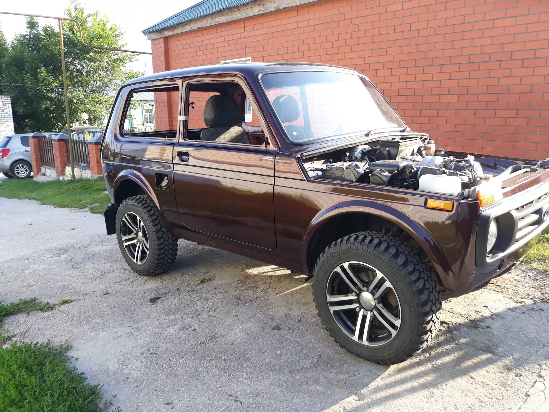 Нива на литье фото Фото Нивы на сегодняшний день - Lada 4x4 3D, 2 л, 2002 года кузовной ремонт DRIV